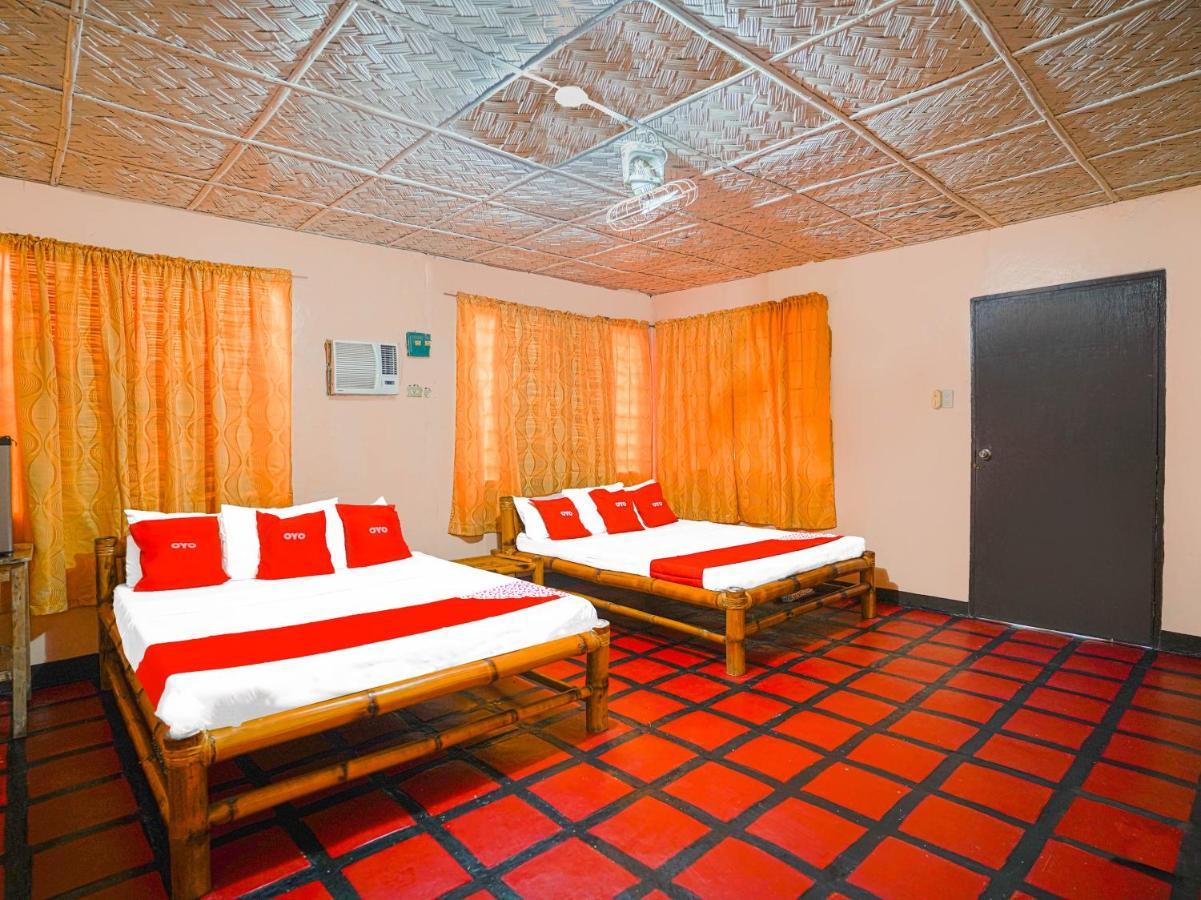 Oyo 875 Madhavi Beach Resort Balibago Экстерьер фото