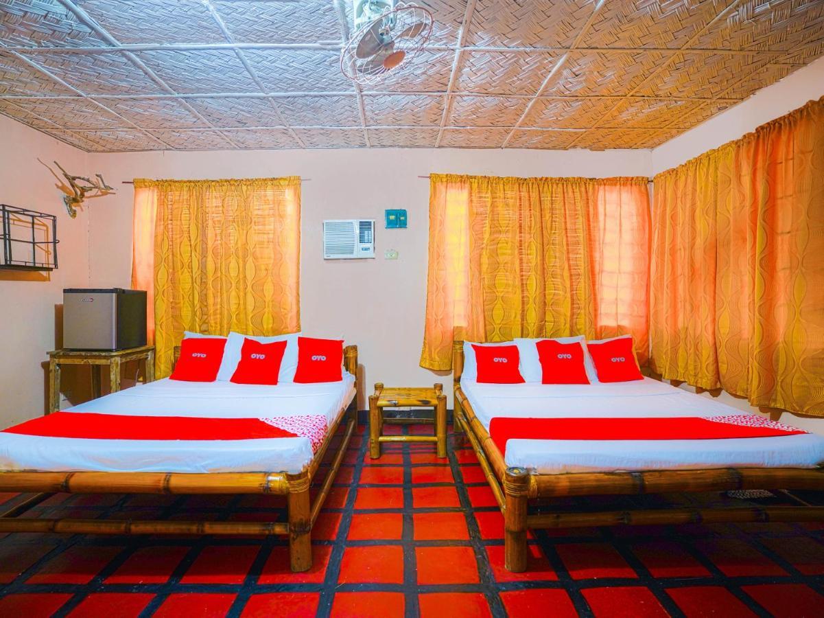 Oyo 875 Madhavi Beach Resort Balibago Экстерьер фото